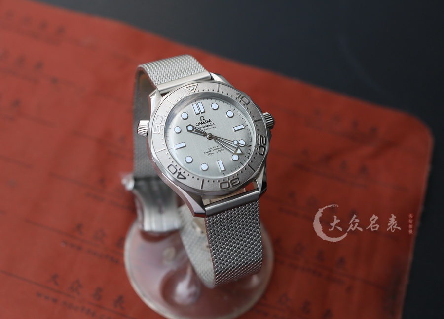 VS廠歐米茄海馬300系列210.30.42.20.06.002（42mm） 第1张