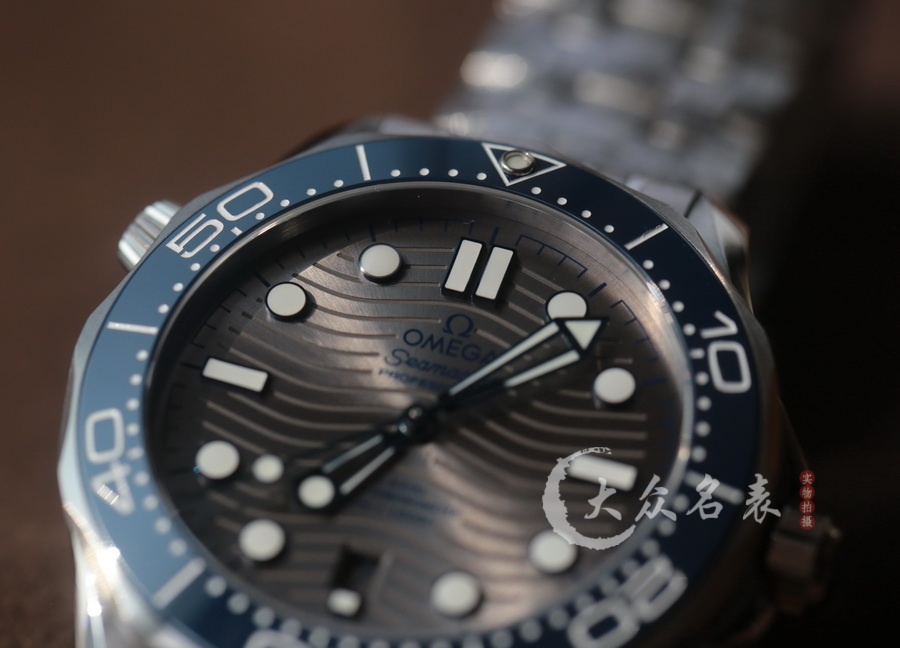 VS廠歐米茄海馬300 V4復刻表210.30.42.20.06.001（42mm）灰盤 第7张