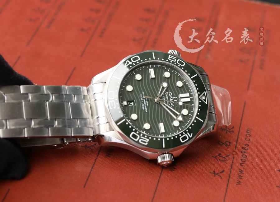 VS廠歐米茄海馬300 V4復刻表210.30.42.20.10.001（42mm）綠盤 第3张