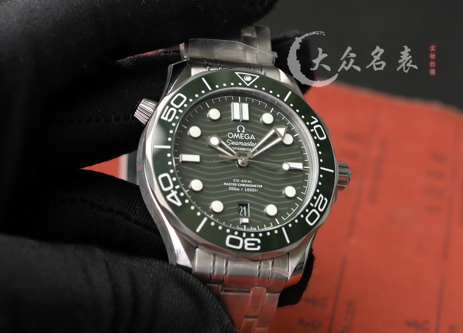 VS廠歐米茄海馬300 V4復刻表210.30.42.20.10.001（42mm）綠盤 第4张