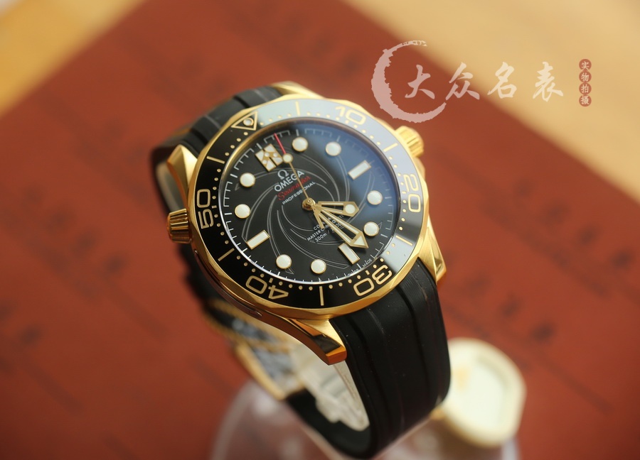 VS廠歐米茄海馬300復刻表210.62.42.20.01.001(007女王密使)（42mm） 第1张
