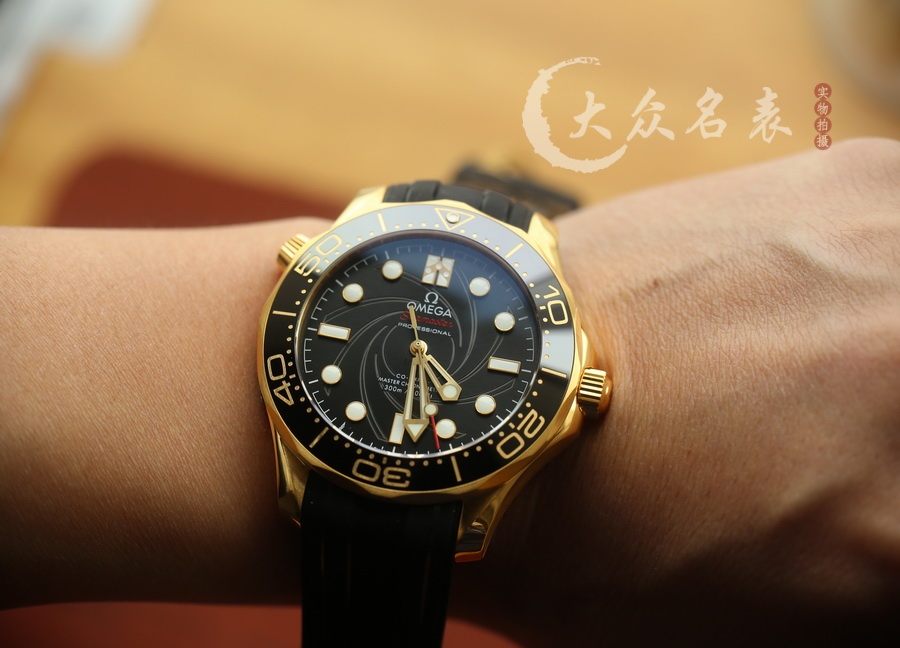VS廠歐米茄海馬300復刻表210.62.42.20.01.001(007女王密使)（42mm） 第6张