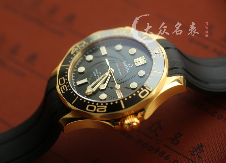 VS廠歐米茄海馬300復刻表210.62.42.20.01.001(007女王密使)（42mm） 第3张