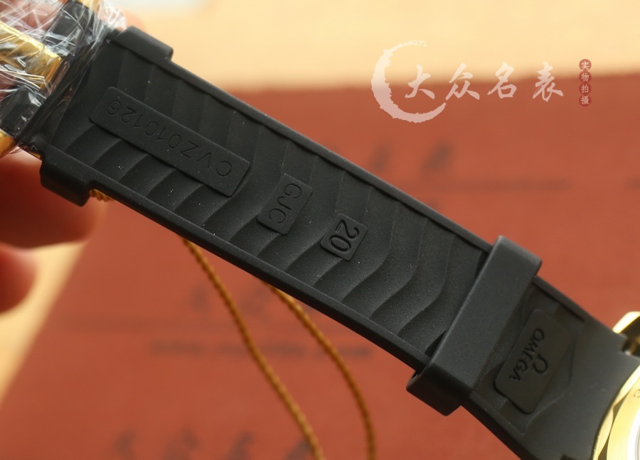 VS廠歐米茄海馬300復刻表210.62.42.20.01.001(007女王密使)（42mm） 第12张