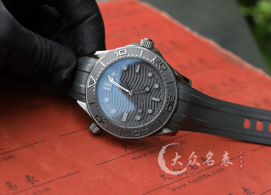 VS廠歐米茄海馬300黑武士210.92.44.20.01.003（43.5mm） 第3张