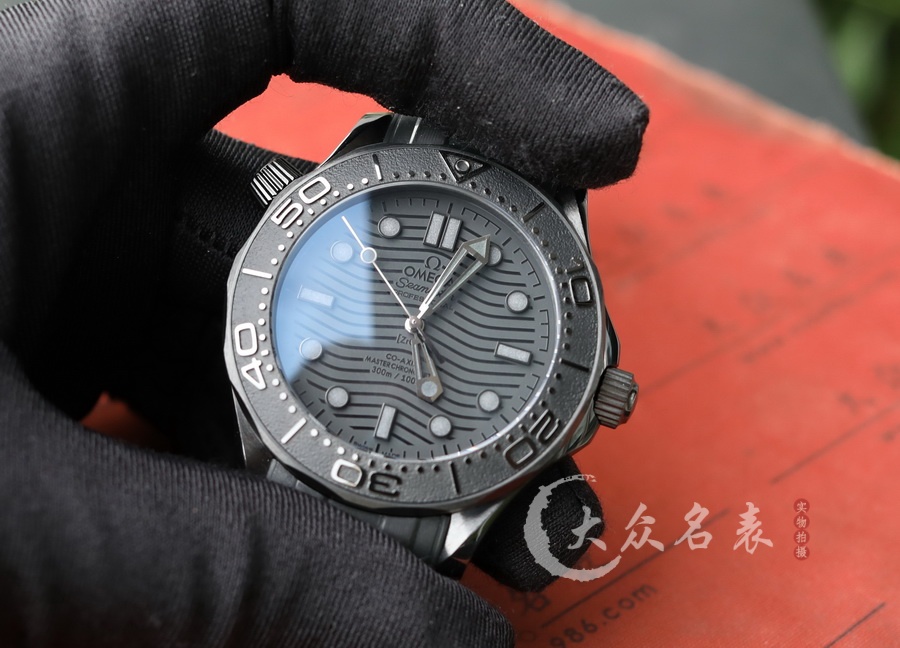 VS廠歐米茄海馬300黑武士210.92.44.20.01.003（43.5mm） 第4张
