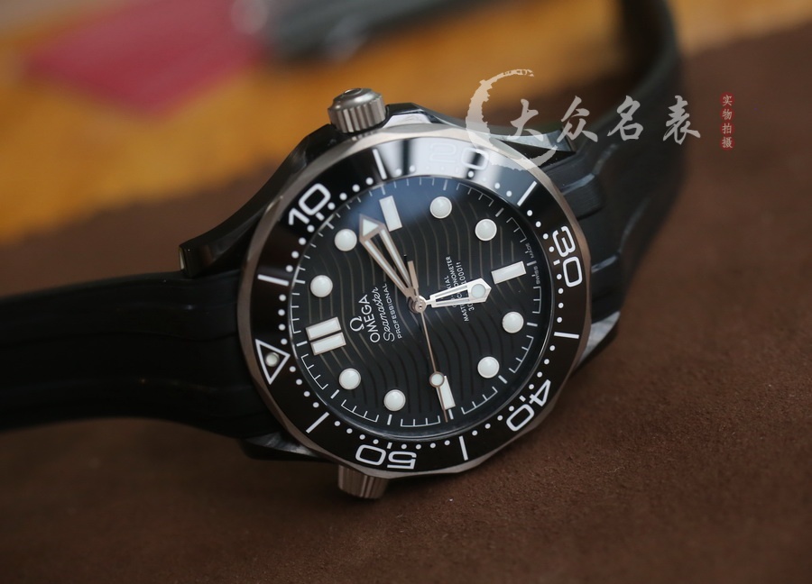 VS廠歐米茄海馬300鈦金屬陶瓷復刻表210.92.44.20.01.001（43.5mm） 第4张