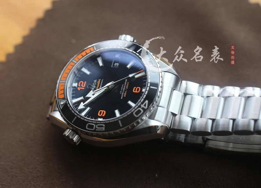 VS廠歐米茄海馬600 215.30.44.21.01.002(四分之一橙)(43.5mm) 第4张