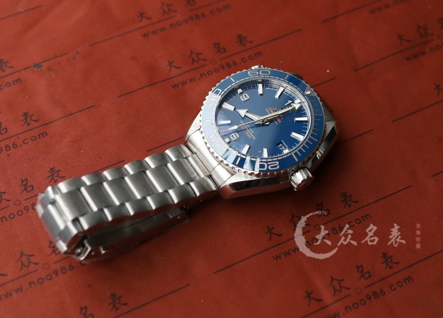 VS廠歐米茄海馬海洋宇宙600藍色215.30.44.21.03.001復刻表（43.5mm） 第5张