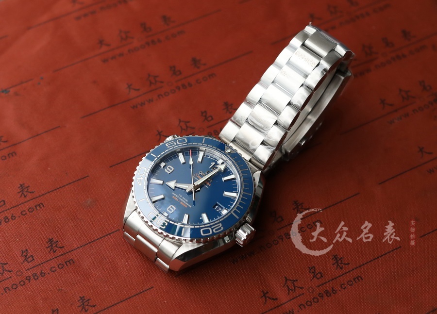 VS廠歐米茄海馬海洋宇宙600藍色215.30.44.21.03.001復刻表（43.5mm） 第6张