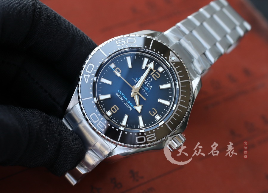 VS廠歐米茄海馬215.30.46.21.03.001（海王）（45.5mm） 第4张
