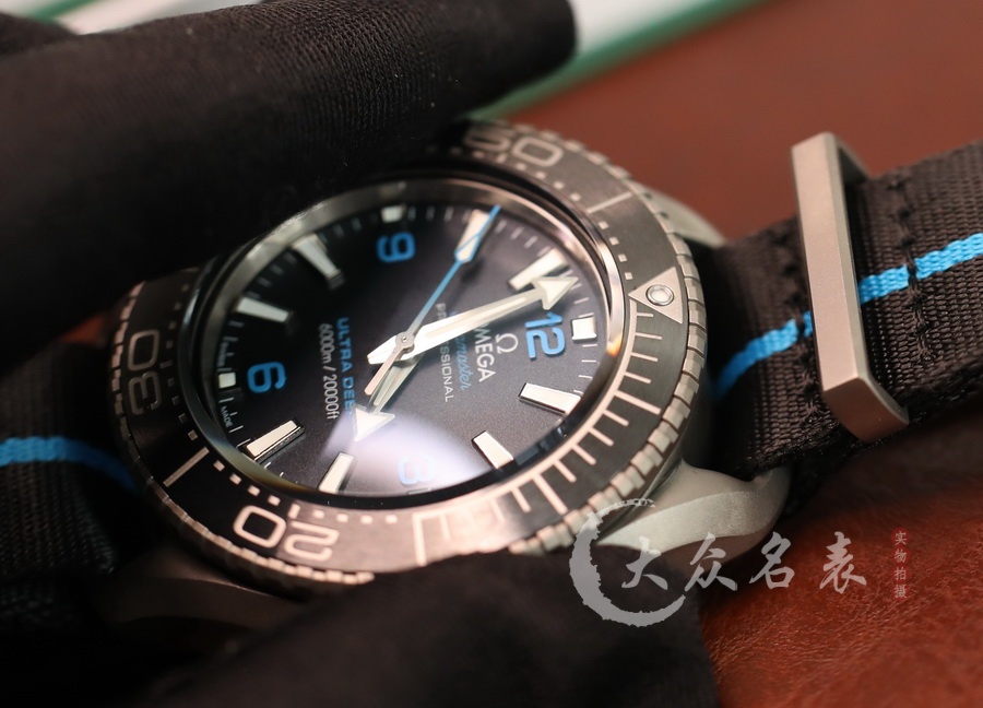 VS廠歐米茄海馬215.92.46.21.01.001鈦金屬（海王）（45.5mm） 第9张