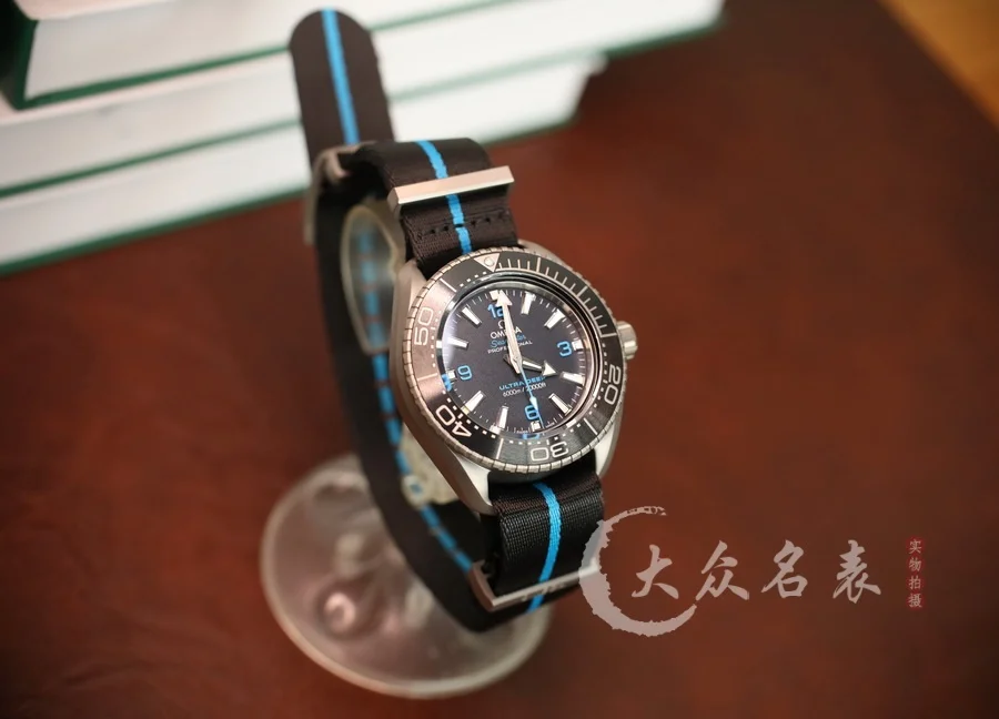 VS廠歐米茄海馬215.92.46.21.01.001鈦金屬(海王)(45.5mm) 第1张