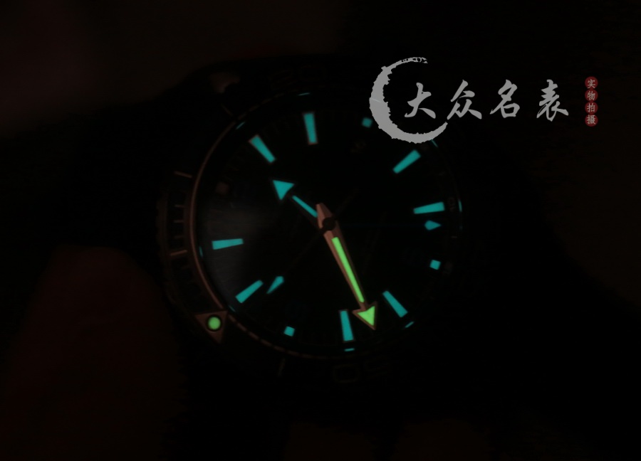 VS廠歐米茄海馬600 215.92.46.22.01.002(深海之黑)（45.5mm） 第9张