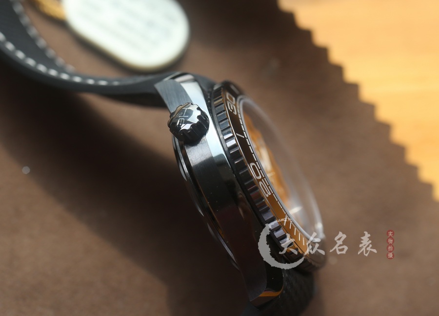 VS廠歐米茄海馬215.92.46.22.01.001(深海之黑)（45.5mm） 第9张