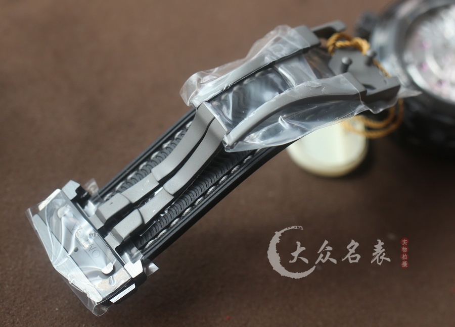 VS廠歐米茄海馬215.92.46.22.01.001(深海之黑)（45.5mm） 第13张