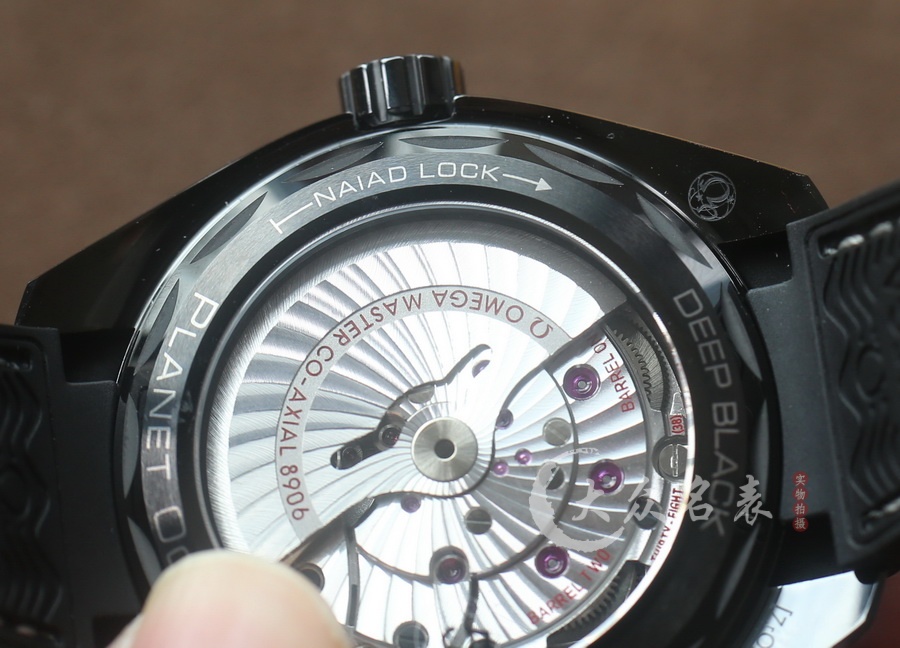 VS廠歐米茄海馬215.92.46.22.01.001(深海之黑)（45.5mm） 第11张