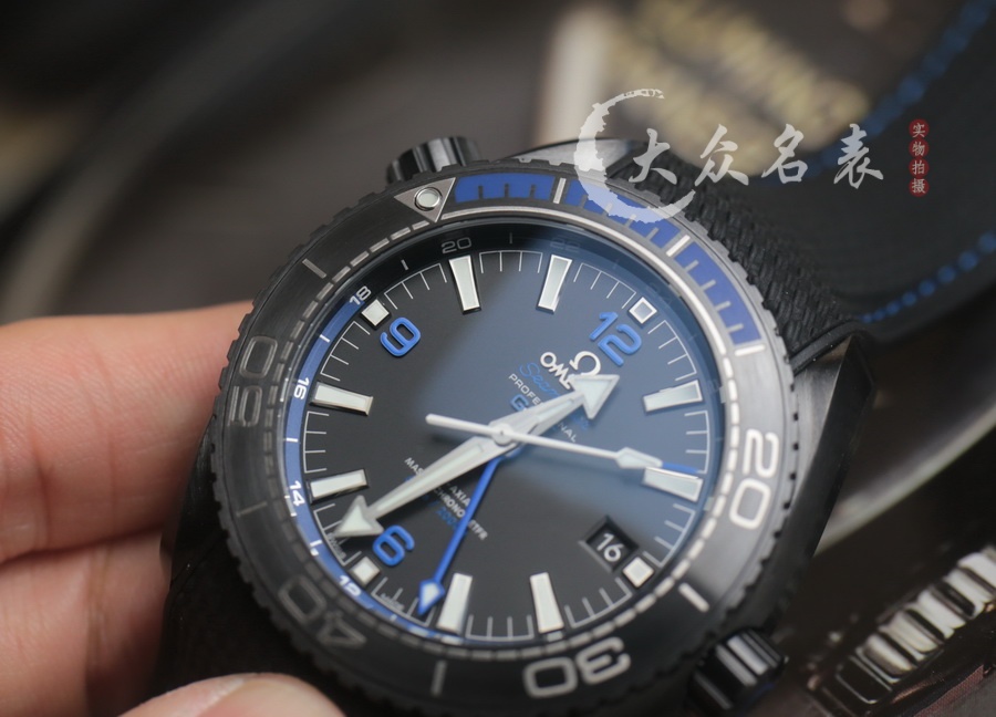 VS廠歐米茄海馬600 215.92.46.22.01.002(深海之黑)（45.5mm） 第6张
