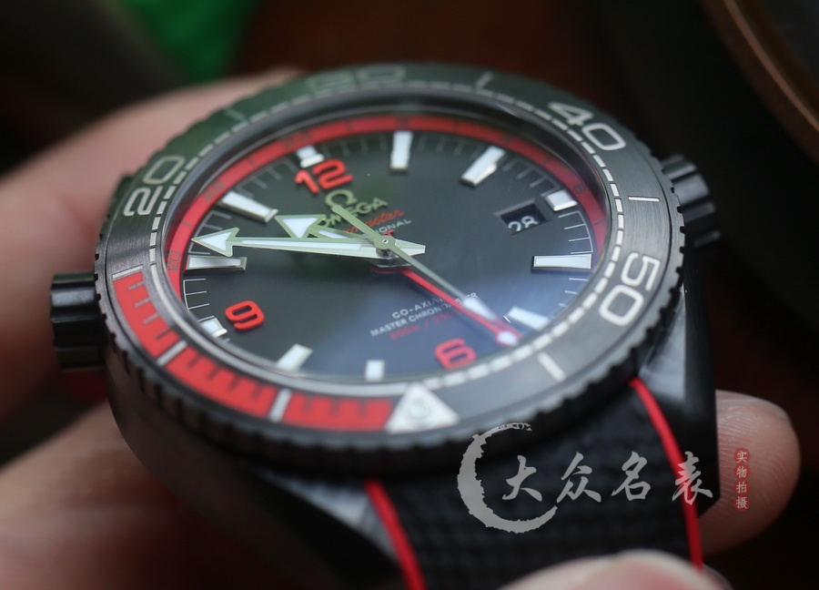 VS廠歐米茄海馬215.92.46.22.01.003(深海之黑)（45.5mm） 第5张