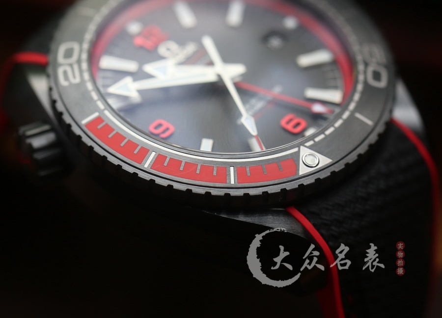 VS廠歐米茄海馬215.92.46.22.01.003(深海之黑)（45.5mm） 第6张
