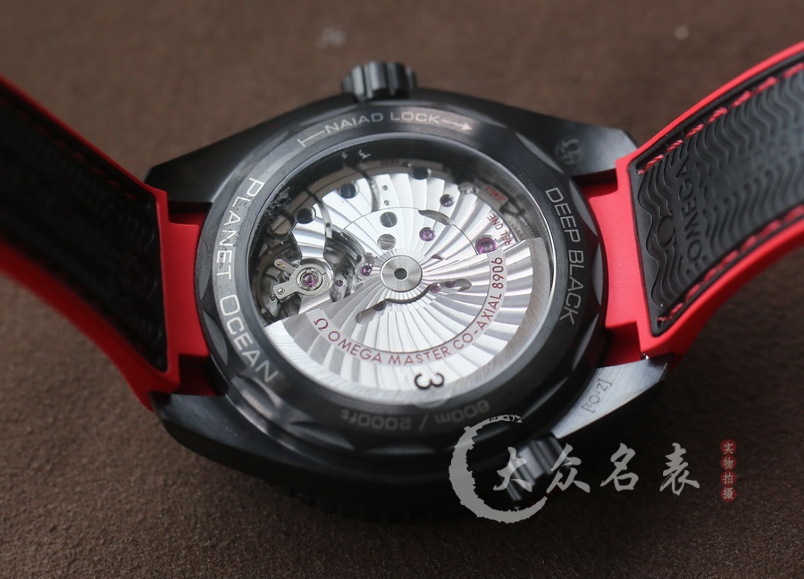 VS廠歐米茄海馬215.92.46.22.01.003(深海之黑)（45.5mm） 第12张
