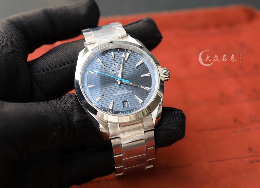 VS歐米茄海馬150復刻表220.10.41.21.03.002銷售（41mm） 第7张