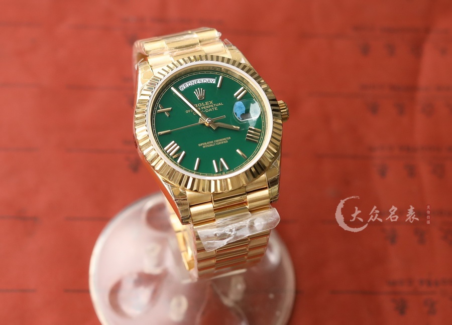 勞力士星期日歷型m228238-0061復刻表賭桌綠（40mm） 第1张