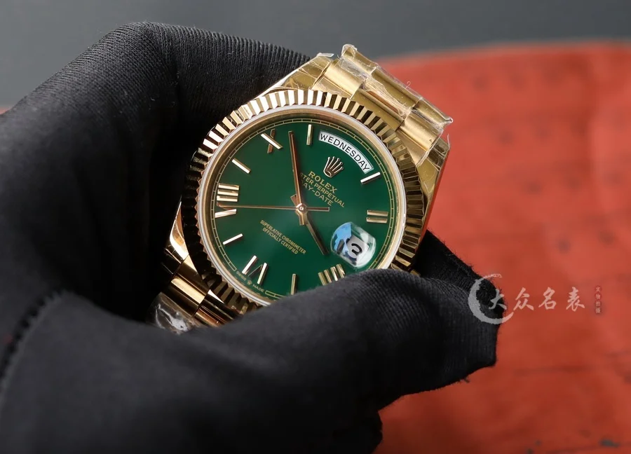 勞力士星期日歷型m228238-0061復刻表賭桌綠(40mm) 第3张