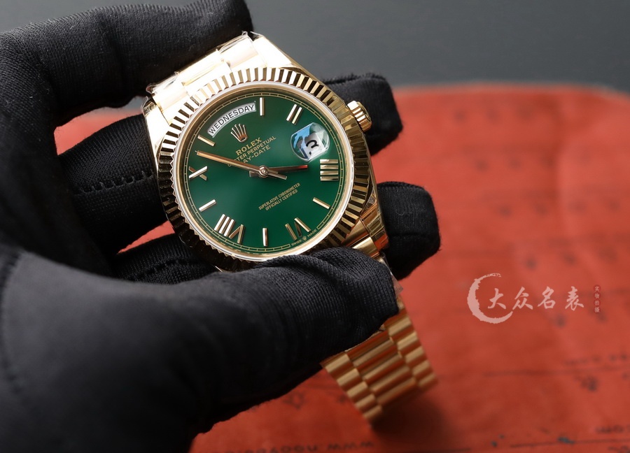 勞力士星期日歷型m228238-0061復刻表賭桌綠（40mm） 第2张
