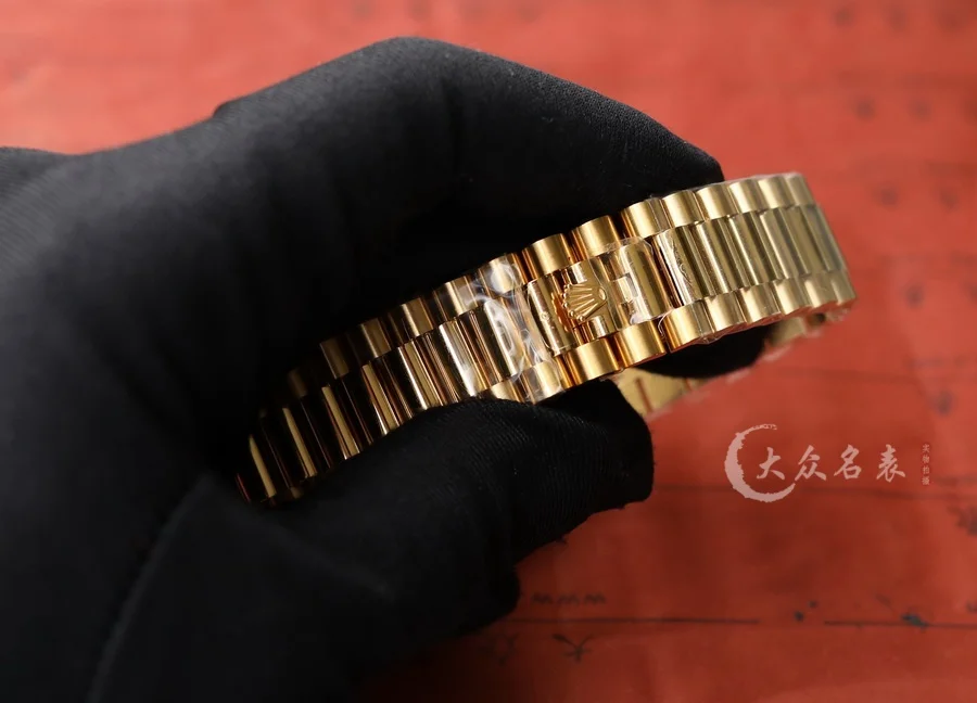 勞力士星期日歷型m228238-0061復刻表賭桌綠(40mm) 第10张