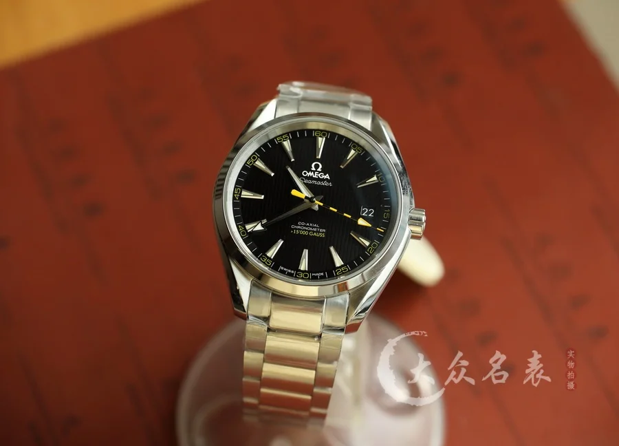 VS廠歐米茄海馬150(大黃蜂)231.10.42.21.01.002復刻表(41.5mm) 第1张