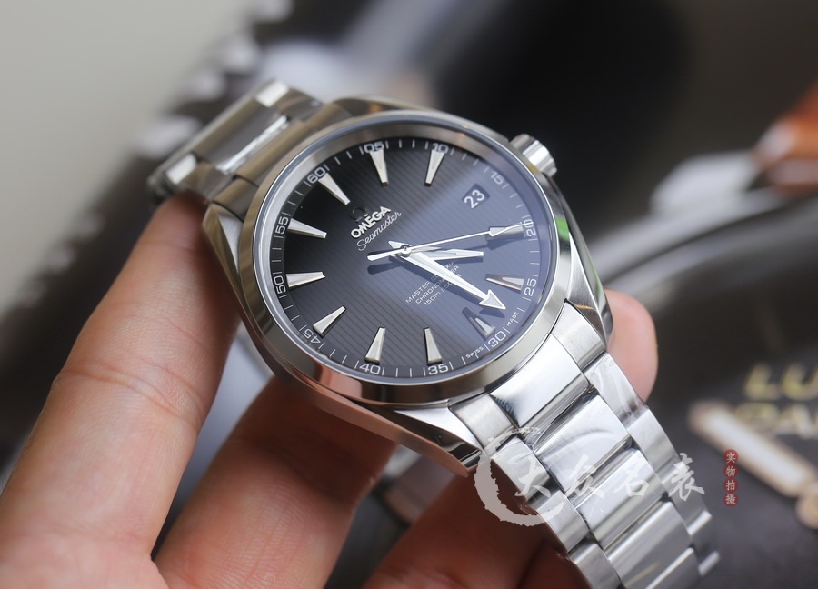 VS廠歐米茄海馬150黑面231.10.42.21.01.003（41.5mm） 第8张