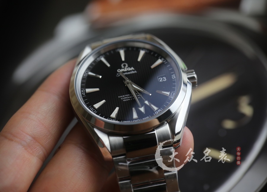 VS廠歐米茄海馬150黑面231.10.42.21.01.003（41.5mm） 第5张