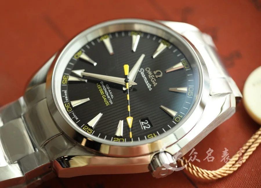 VS廠歐米茄海馬150(大黃蜂)231.10.42.21.01.002復刻表(41.5mm) 第5张