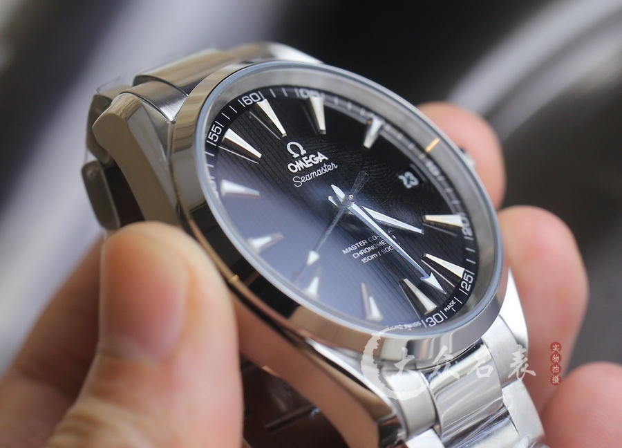 VS廠歐米茄海馬150黑面231.10.42.21.01.003（41.5mm） 第6张