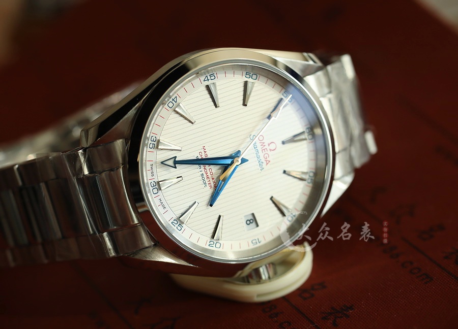 VS廠歐米茄海馬150復刻表231.10.42.21.02.004(高爾夫版)(41.5mm) 第5张