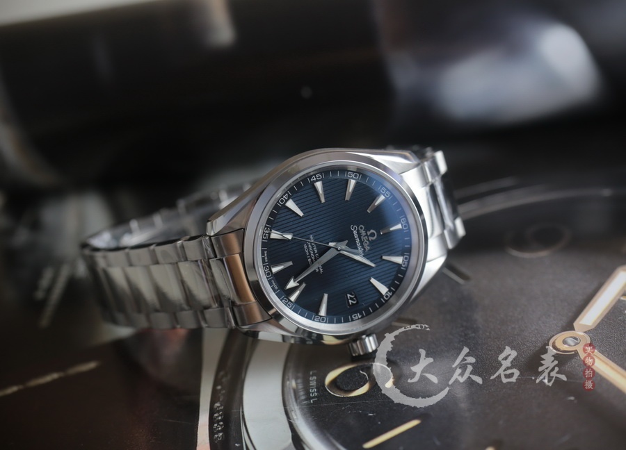 VS廠歐米茄海馬150藍面231.10.42.21.03.003（41.5mm） 第6张