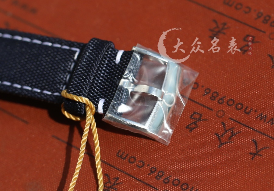 歐米茄超霸310.32.42.50.02.001復刻表(史努比50周年紀念版)(42mm) 第12张