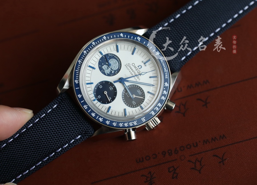 歐米茄超霸310.32.42.50.02.001復刻表(史努比50周年紀念版)(42mm) 第8张
