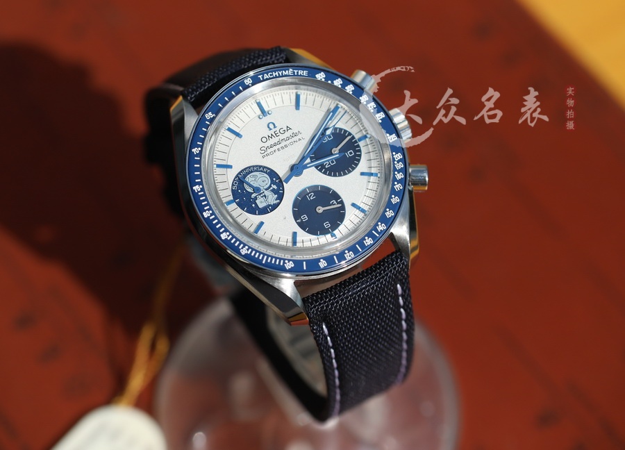 歐米茄超霸310.32.42.50.02.001復刻表(史努比50周年紀念版)(42mm) 第1张