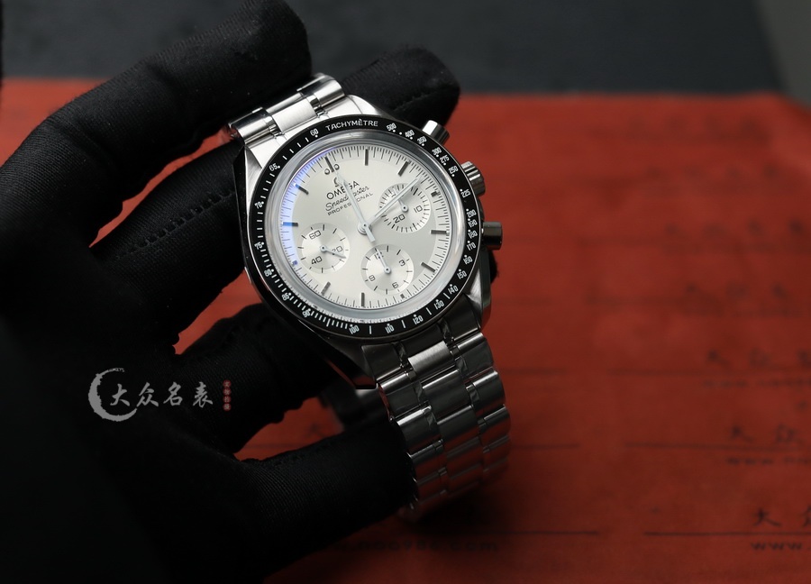 歐米茄超霸310.60.42.50.02.001復刻表銷售（42mm） 第3张