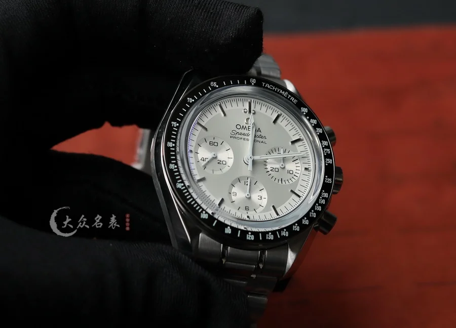 歐米茄超霸310.60.42.50.02.001復刻表銷售(42mm) 第5张