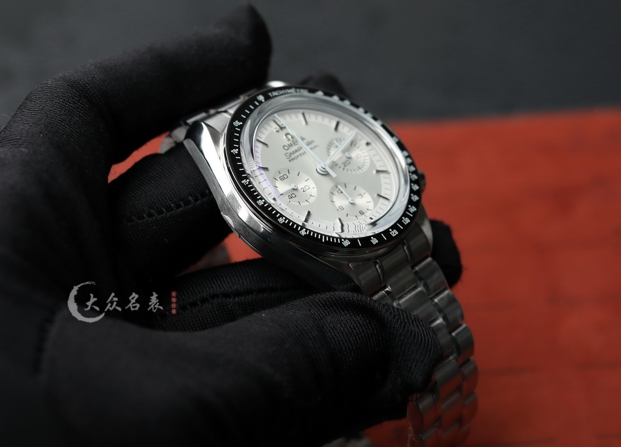 歐米茄超霸310.60.42.50.02.001復刻表銷售（42mm） 第6张