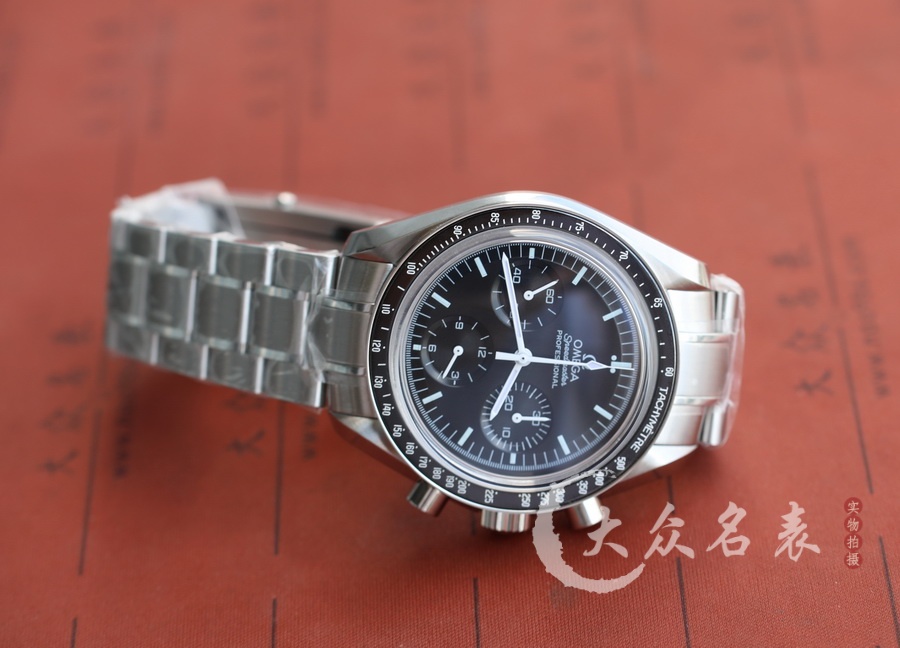 歐米茄超霸311.30.42.30.01.005手動上鏈復刻表（42mm） 第2张
