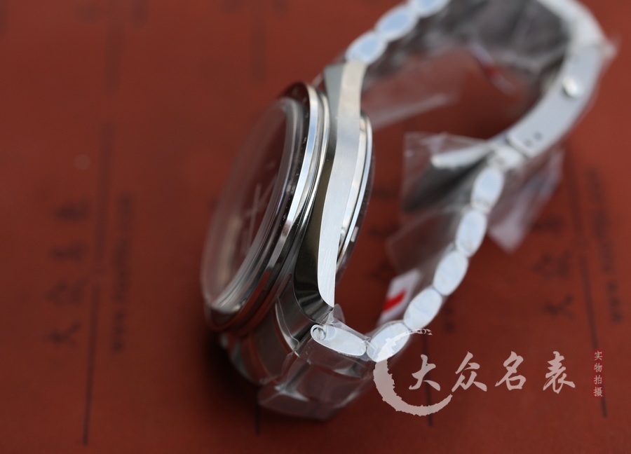 歐米茄超霸311.30.42.30.01.005手動上鏈復刻表（42mm） 第10张
