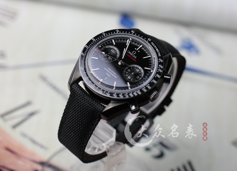歐米茄超霸311.92.44.51.01.007月之暗面復刻表（44.2mm） 第1张