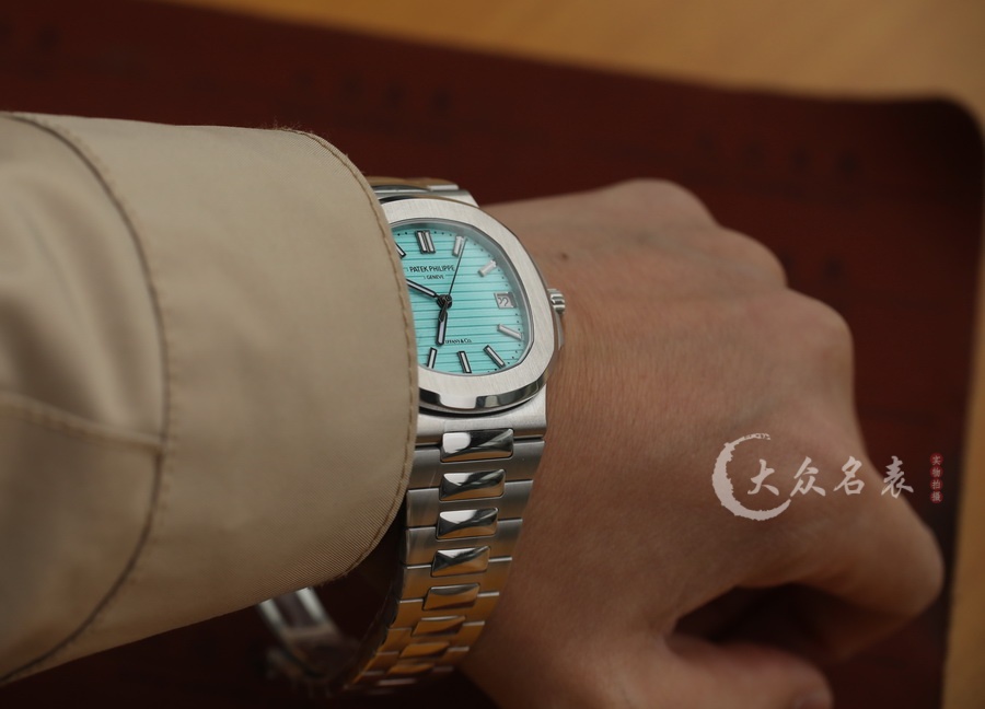 3K廠百達翡麗5711/1A-018復刻表(蒂芙尼鸚鵡螺)（40mm） 第7张