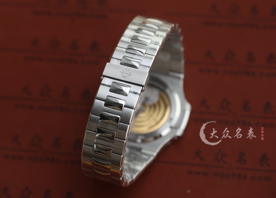 3K廠百達翡麗5711/1A-018復刻表(蒂芙尼鸚鵡螺)（40mm） 第12张