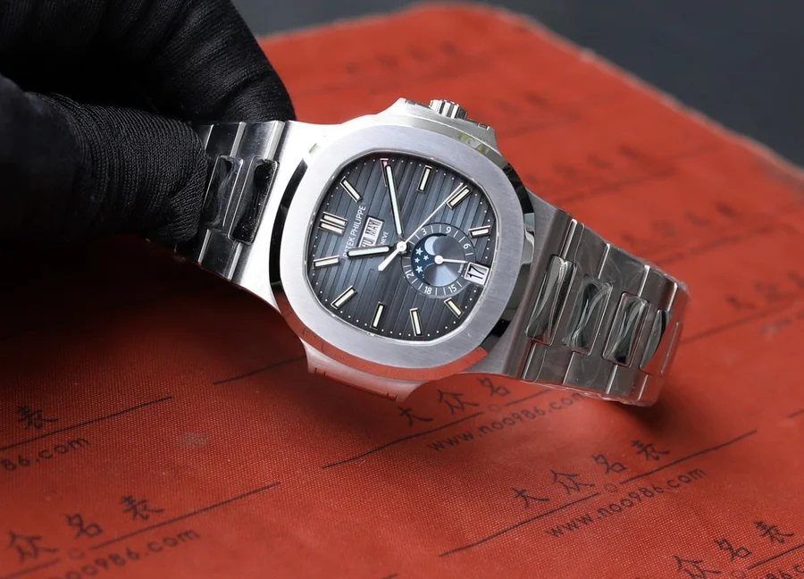 ZF廠百達翡麗鸚鵡螺5726復刻表銷售(40.5mm) 第2张