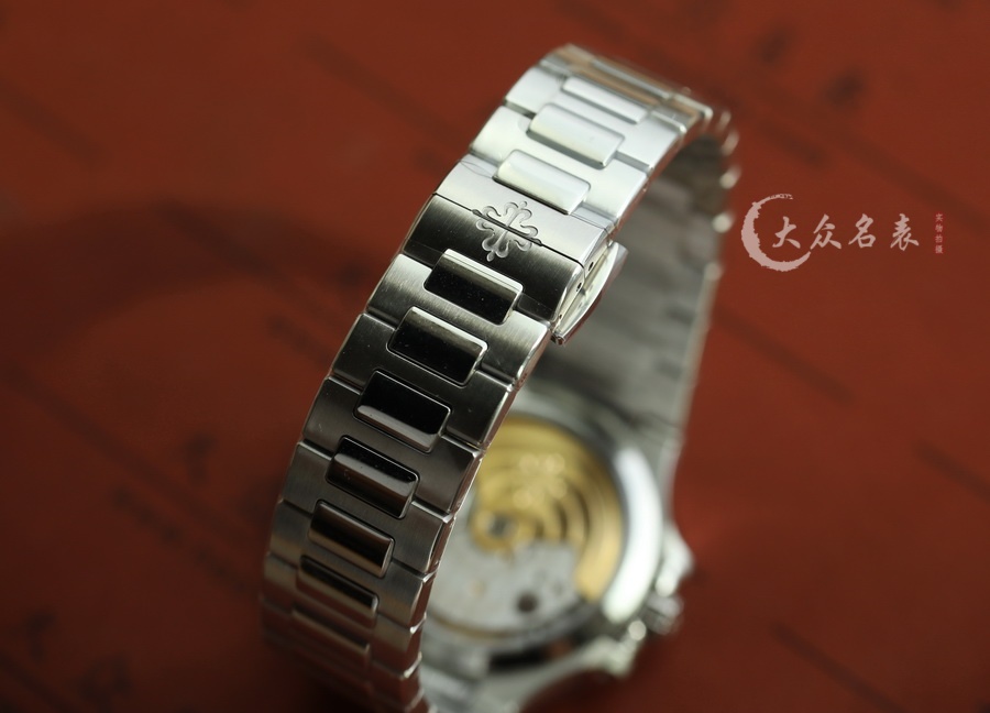 3K廠百達翡麗鸚鵡螺7118/1A-010女裝(35.2mm) 第14张